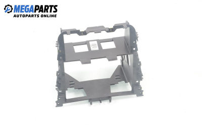 Централна конзола за Volkswagen Golf V Hatchback (10.2003 - 02.2009)