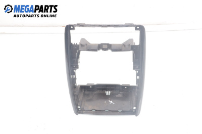 Централна конзола за Mercedes-Benz A-Class Hatchback W169 (09.2004 - 06.2012)