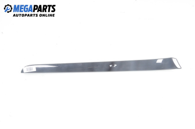 Интериорна лайсна за Audi A4 Sedan B6 (11.2000 - 12.2004), 4+1 вр., седан