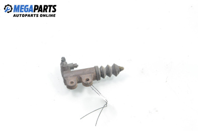 Долна помпа за съединител за Mitsubishi Outlander I SUV (03.2001 - 12.2006)