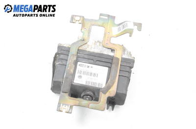 Компютър двигател за Volkswagen Polo Hatchback II (10.1994 - 10.1999) 100 1.4 16V, 100 к.с., № 030 906 030 E
