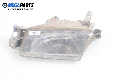 Фар за Kia Clarus Sedan (07.1996 - 11.2001), седан, позиция: лява