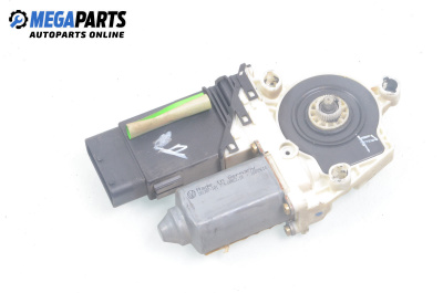 Електромотор за стъклоподемник за Volkswagen New Beetle Hatchback (01.1998 - 09.2010), 2+1 вр., хечбек, позиция: дясна, № 1J0 959 801