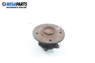 Шенкел главина за Mini Hatchback I (R50, R53) (06.2001 - 09.2006), позиция: задна, дясна