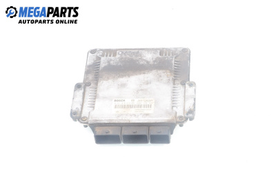 Компютър двигател за Renault Scenic I Minivan (09.1999 - 07.2010) 1.9 dCi (JA05, JA1F), 102 к.с., № Bosch 0 281 010 819