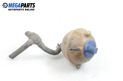 Казанче за антифриз за Volkswagen Passat II Sedan B3, B4 (02.1988 - 12.1997) 1.8, 90 к.с.