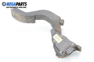 Педал газ за Volkswagen Passat III Sedan B5 (08.1996 - 12.2001), № 8D1 723 523 H