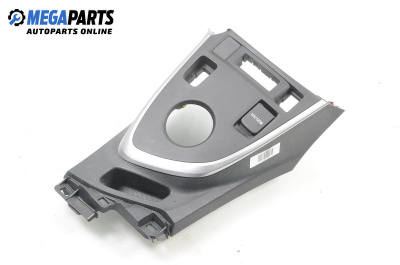 Конзола скоростен лост за Toyota Auris Hatchback II (10.2012 - 12.2018)