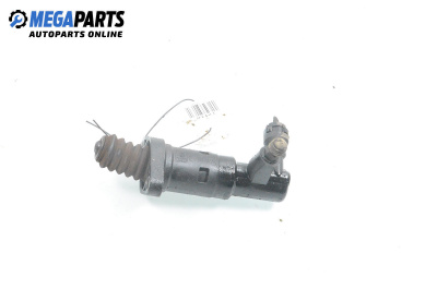Долна помпа за съединител за Volkswagen Fox Hatchback (08.2003 - 10.2015)