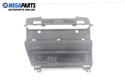 Пепелник за BMW 3 Series E46 Sedan (02.1998 - 04.2005)