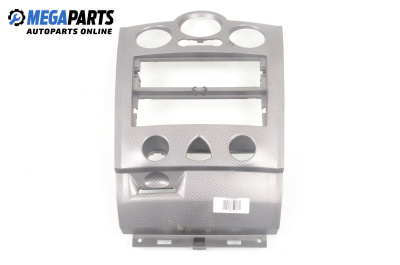 Централна конзола за Renault Megane II Hatchback (07.2001 - 10.2012)
