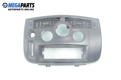 Централна конзола за Renault Scenic II Minivan (06.2003 - 07.2010)