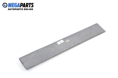 Външни лайсни за Peugeot Partner Combispace (05.1996 - 12.2015), миниван, позиция: дясна