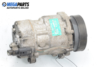 Компресор климатик за Seat Leon Hatchback I (11.1999 - 06.2006) 1.8 20V T, 180 к.с., № 1J0 820 803 F