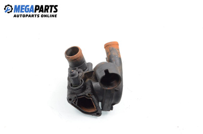 Корпус на термостат за Volkswagen Bora Variant (05.1999 - 05.2005) 2.3 V5, 150 к.с.