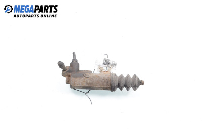 Долна помпа за съединител за Toyota Corolla E12 Hatchback (11.2001 - 02.2007)