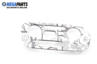 Централна конзола за Mitsubishi Colt V Hatchback (09.1995 - 09.2003)