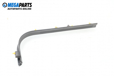 Интериорна пластмаса за Volvo S40 II Sedan (12.2003 - 12.2012), 4+1 вр., седан, позиция: задна