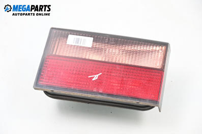 Вътрешен стоп за Citroen Xantia Hatchback I (03.1993 - 01.1998), хечбек, позиция: дясна