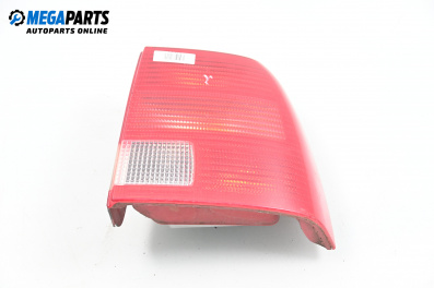 Стоп за Volkswagen Passat III Sedan B5 (08.1996 - 12.2001), седан, позиция: дясна