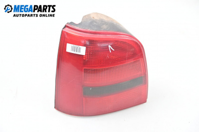 Стоп за Audi A4 Avant B5 (11.1994 - 09.2001), комби, позиция: лява