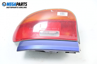 Стоп за Mazda 121 II Sedan (11.1990 - 05.1997), хечбек, позиция: лява
