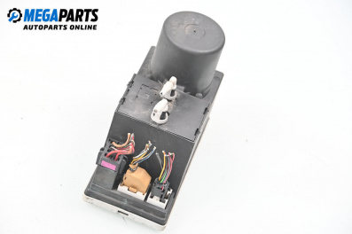 Вакуум помпа за централно заключване за Audi A3 Hatchback I (09.1996 - 05.2003), 2+1 вр.