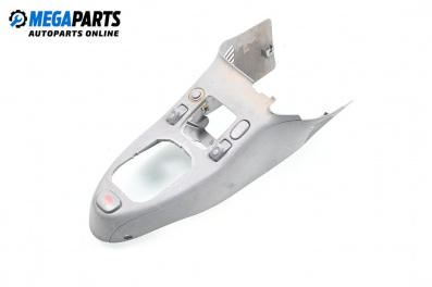 Централна конзола за Renault Symbol Sedan (02.1998 - 04.2008)