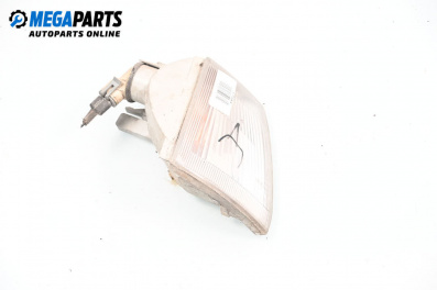 Мигач за Renault Clio I Hatchback (05.1990 - 09.1998), хечбек, позиция: дясна