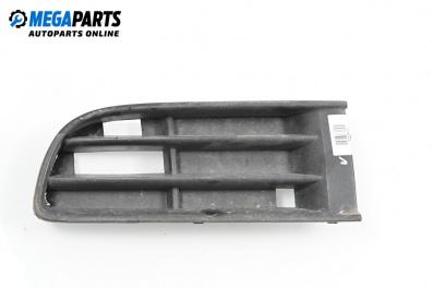 Решетка в броня за Volkswagen Polo Hatchback IV (10.2001 - 12.2005), хечбек, позиция: предна