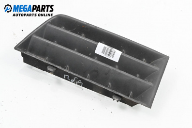 Решетка в броня за Renault Megane II Hatchback (07.2001 - 10.2012), хечбек, позиция: предна