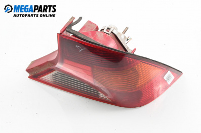 Стоп за Ford Focus I Sedan (02.1999 - 12.2007), седан, позиция: дясна