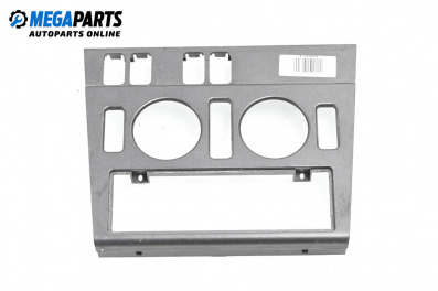 Централна конзола за Mercedes-Benz C-Class Sedan (W202) (03.1993 - 05.2000)