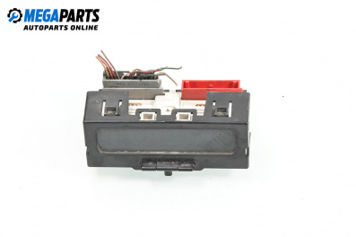 Часовник за Renault Symbol Sedan (02.1998 - 04.2008)