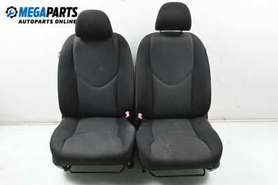 Комплект салон за Toyota RAV4 III SUV (06.2005 - 12.2013), 4+1 вр.
