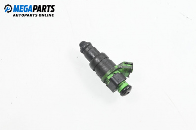 Дюза бензин за Volkswagen Passat IV Sedan B5.5 (10.2000 - 12.2005) 2.0, 115 к.с.