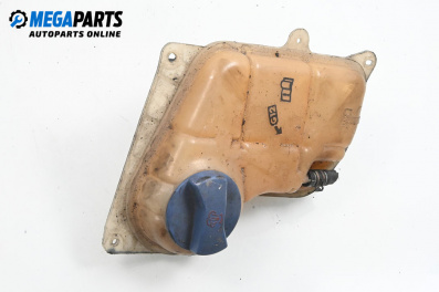 Казанче за антифриз за Volkswagen Passat IV Sedan B5.5 (10.2000 - 12.2005) 2.0, 115 к.с.