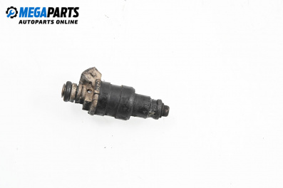 Дюза бензин за Audi 80 Sedan B4 (09.1991 - 12.1994) 2.6, 150 к.с.