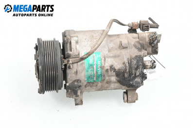 Компресор климатик за Volkswagen Polo Hatchback III (10.1999 - 10.2001) 1.4 16V, 75 к.с., № 6N0 820 803 B