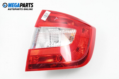 Стоп за Skoda Rapid Hatchback (02.2012 - ...), хечбек, позиция: дясна