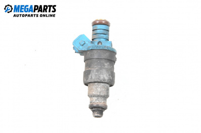 Дюза бензин за Volkswagen Polo Classic II (11.1995 - 07.2006) 100 1.6, 100 к.с.