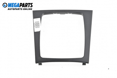 Централна конзола за Mercedes-Benz GLK Class SUV (X204) (06.2008 - 12.2015)