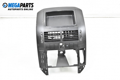 Централна конзола за Volkswagen Polo Hatchback V (01.2005 - 12.2009)