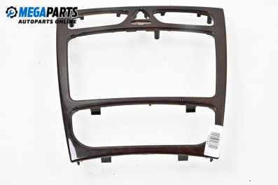 Централна конзола за Mercedes-Benz C-Class Sedan (W203) (05.2000 - 08.2007)