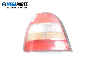 Стоп за Nissan Sunny III Hatchback (10.1990 - 07.1995), хечбек, позиция: лява