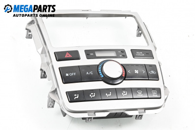 Панел климатроник за Toyota Avensis Verso (08.2001 - 11.2009)