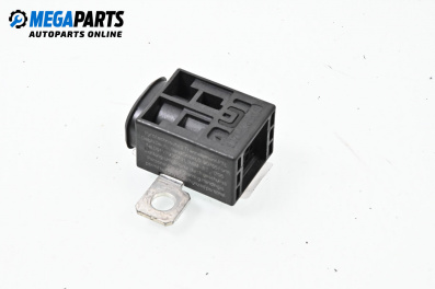 Реле пренапрежение за Audi A6 Avant C6 (03.2005 - 08.2011) 2.4 quattro, № 4F0915519