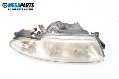 Фар за Mitsubishi Carisma Hatchback (07.1995 - 06.2006), хечбек, позиция: дясна