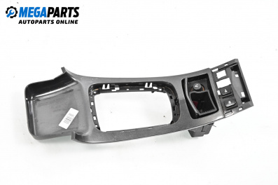 Централна конзола за Peugeot 607 Sedan (01.2000 - 07.2010)