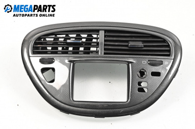 Централна конзола за Peugeot 607 Sedan (01.2000 - 07.2010)